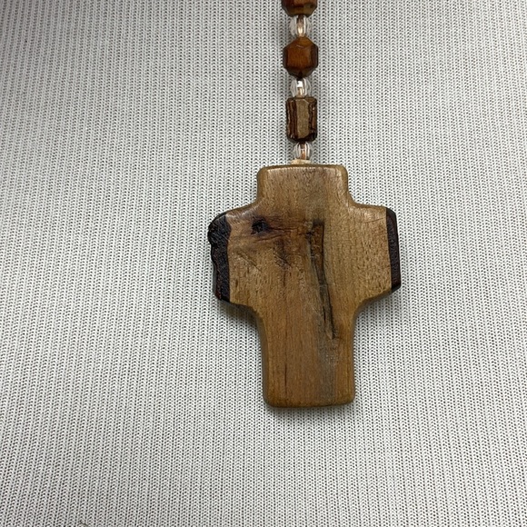 Wooden Beaded Cross Necklace - Picture 4 of 9